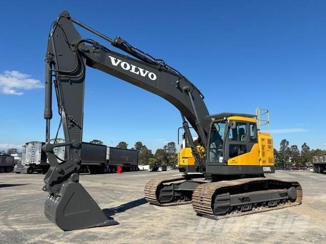 Volvo ECR305CL Roomikekskavaatorid