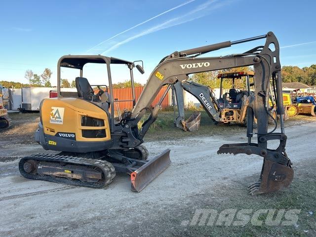 Volvo ECR40D Roomikekskavaatorid