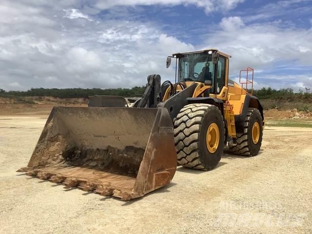 Volvo L220H Rataslaadurid