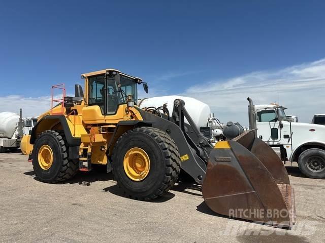 Volvo L220H Rataslaadurid