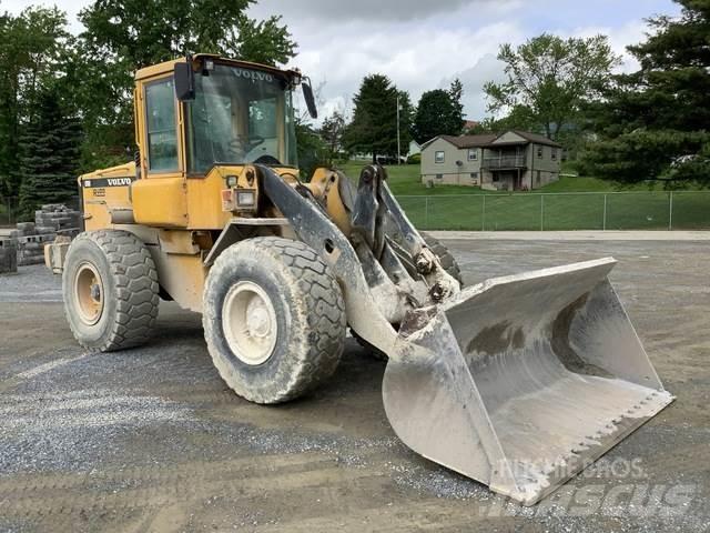 Volvo L70D Rataslaadurid