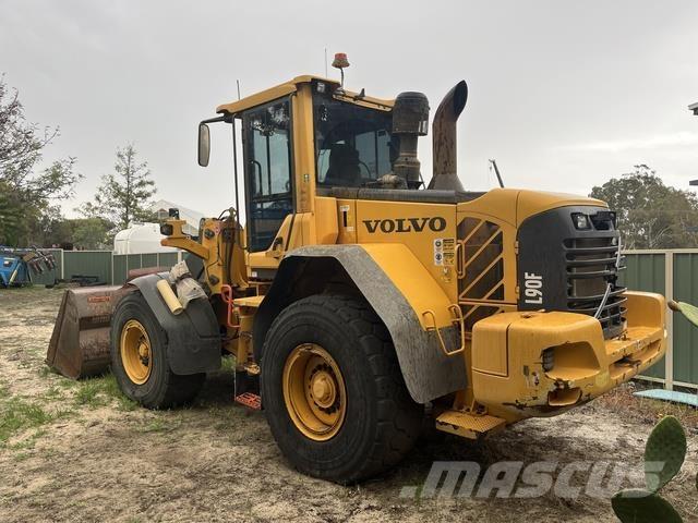 Volvo L90F Rataslaadurid
