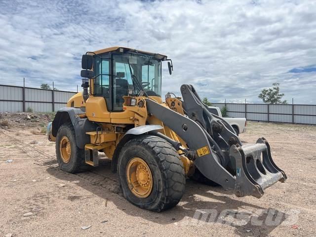 Volvo L90G Rataslaadurid