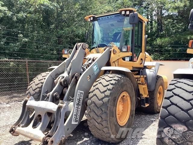 Volvo L90G Rataslaadurid