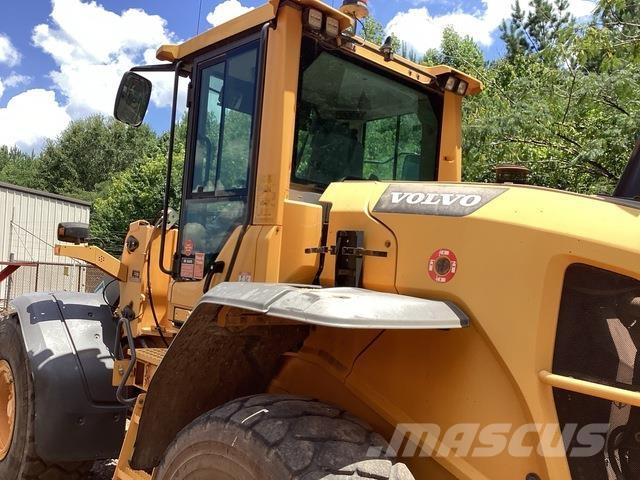 Volvo L90G Rataslaadurid
