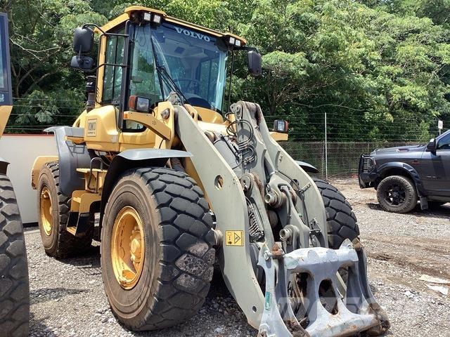 Volvo L90G Rataslaadurid