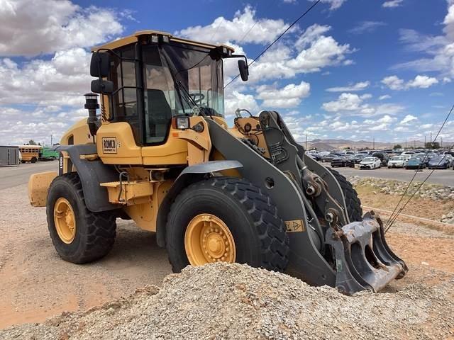 Volvo L90G Rataslaadurid