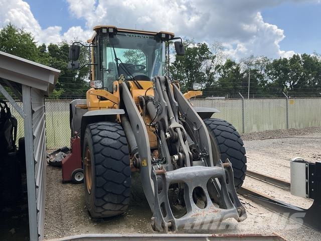 Volvo L90H Rataslaadurid