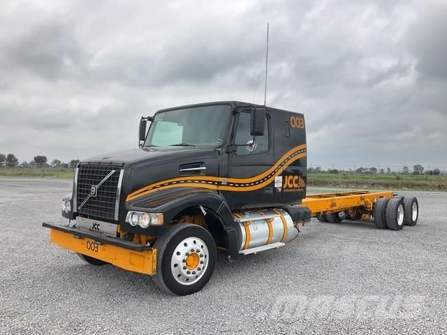 Volvo VHD64F Kabiinid