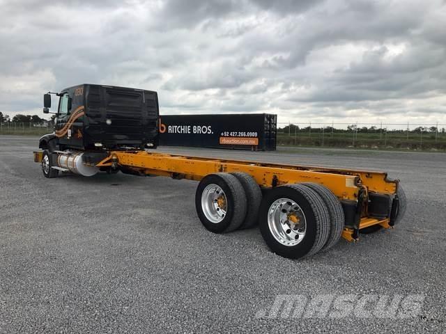 Volvo VHD64F Kabiinid