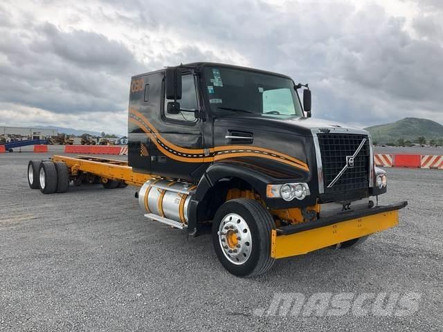 Volvo VHD64F Kabiinid