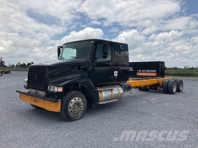 Volvo VHD64F Kabiinid