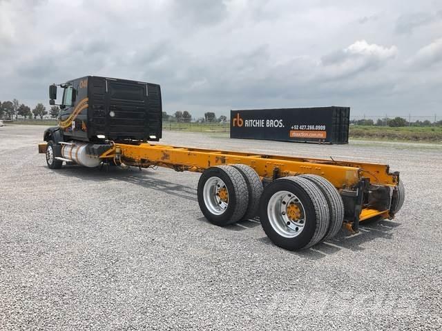 Volvo VHD64F Kabiinid