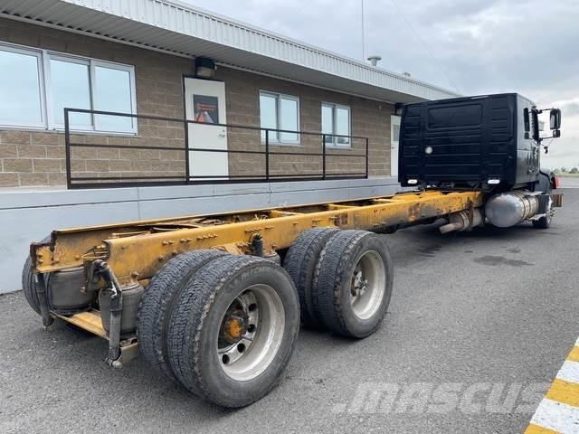 Volvo VHD64F Kabiinid