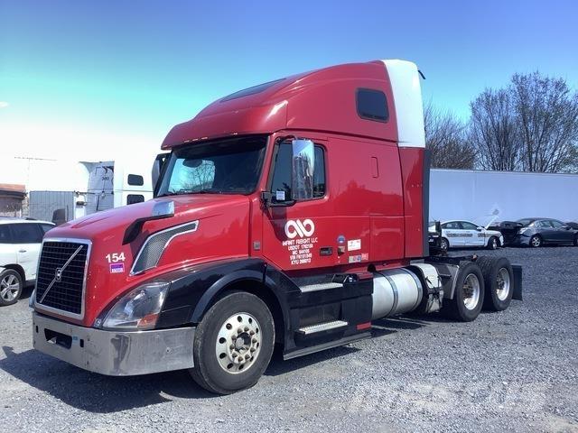 Volvo VNL Sadulveokid