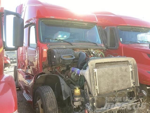 Volvo VNL Sadulveokid