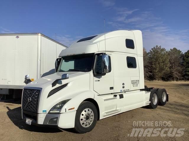 Volvo VNL Sadulveokid