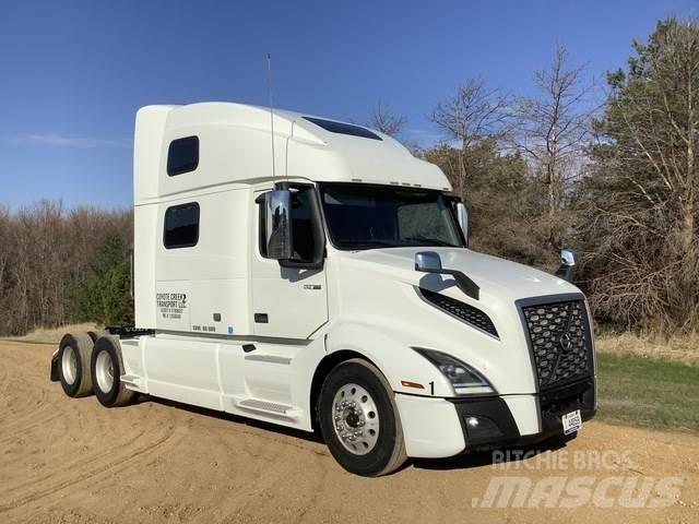 Volvo VNL Sadulveokid