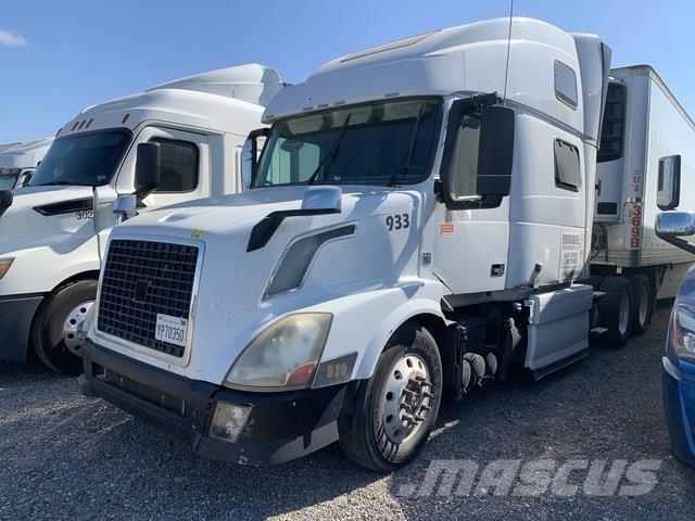 Volvo VNL Sadulveokid