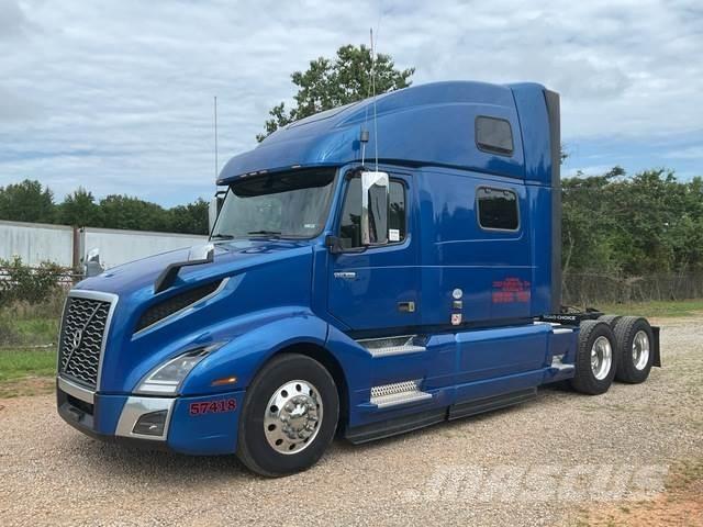Volvo VNL Sadulveokid