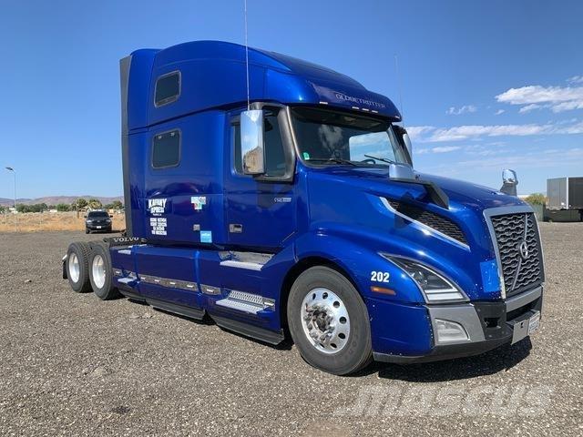 Volvo VNL Sadulveokid