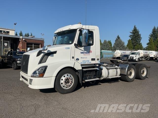Volvo VNL Sadulveokid