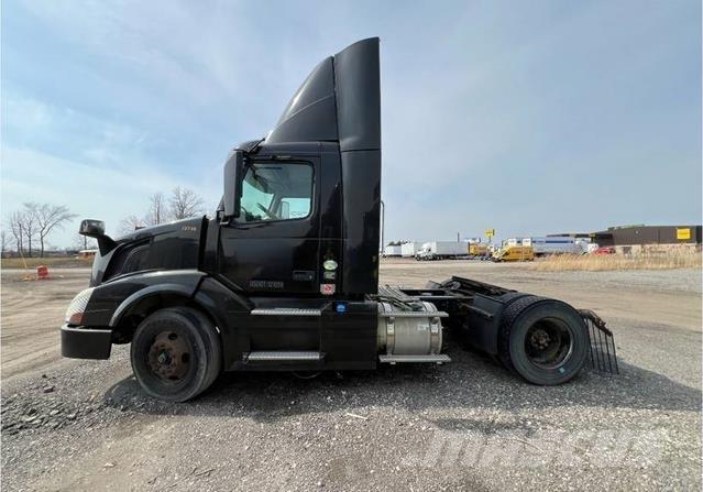 Volvo VNL Sadulveokid
