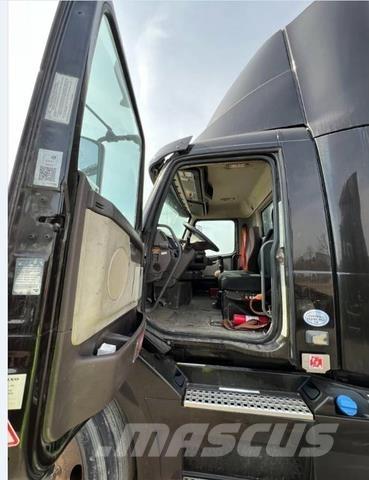 Volvo VNL Sadulveokid