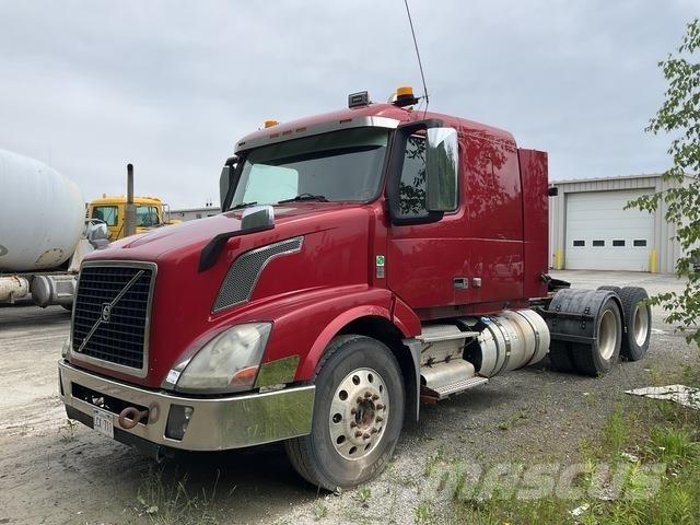 Volvo VNL Sadulveokid