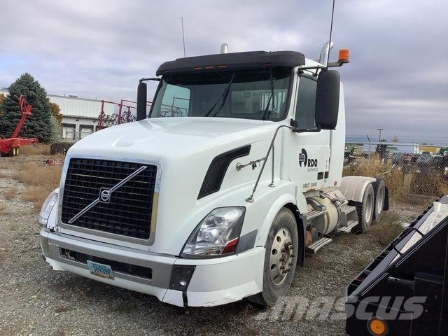 Volvo VNL Sadulveokid