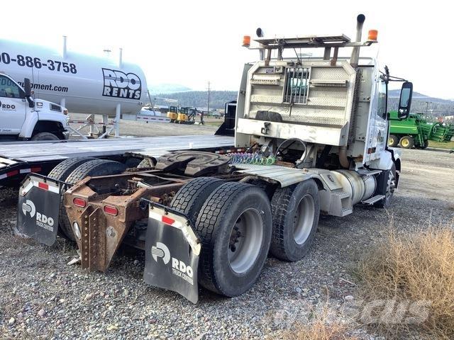 Volvo VNL Sadulveokid