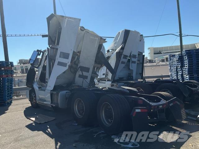 Volvo VNL Sadulveokid