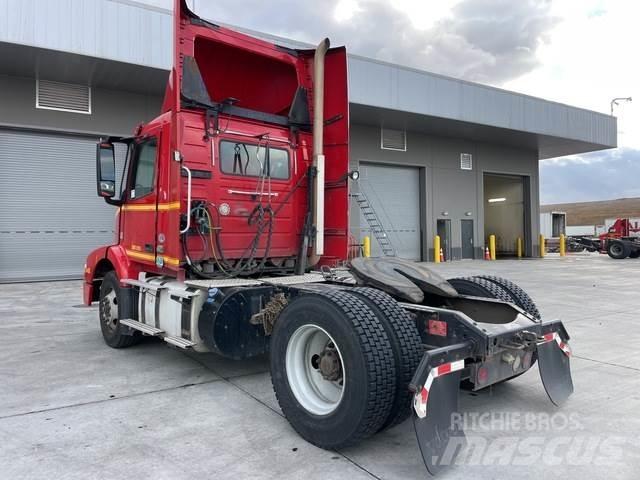 Volvo VNM Sadulveokid