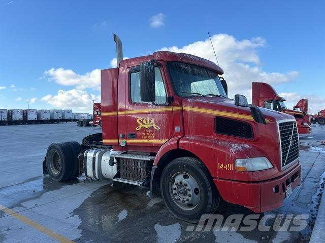 Volvo VNM Sadulveokid