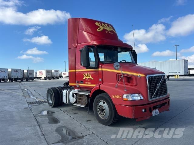 Volvo VNM Sadulveokid
