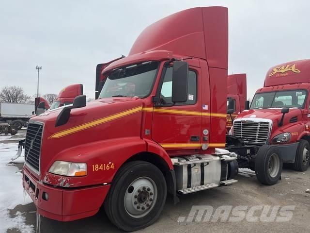 Volvo VNM Sadulveokid