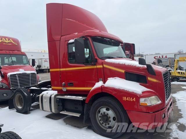 Volvo VNM Sadulveokid