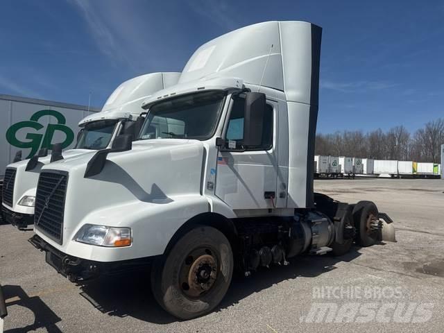 Volvo VNM Sadulveokid
