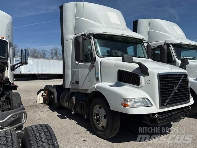 Volvo VNM Sadulveokid