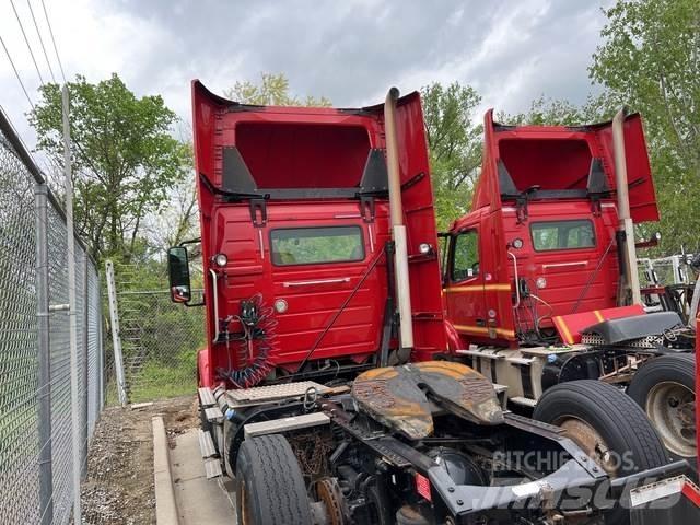 Volvo VNM Sadulveokid