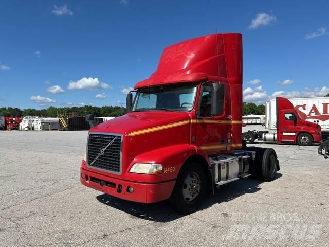 Volvo VNM Sadulveokid