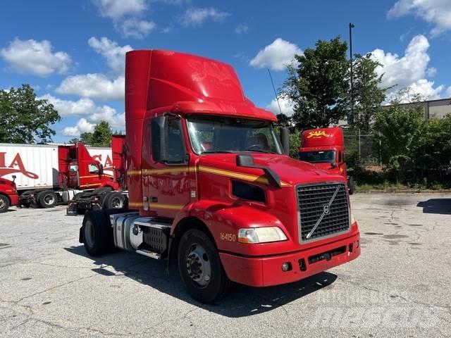 Volvo VNM Sadulveokid