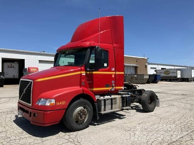 Volvo VNM Sadulveokid