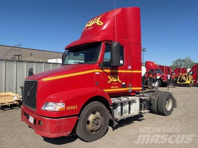 Volvo VNM Sadulveokid