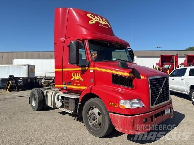Volvo VNM Sadulveokid