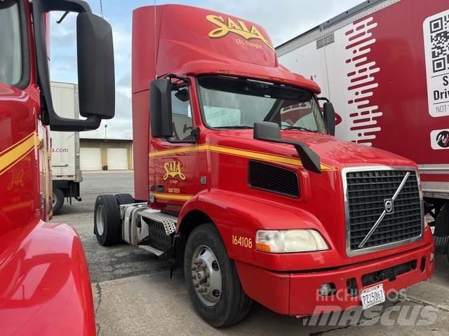 Volvo VNM Sadulveokid