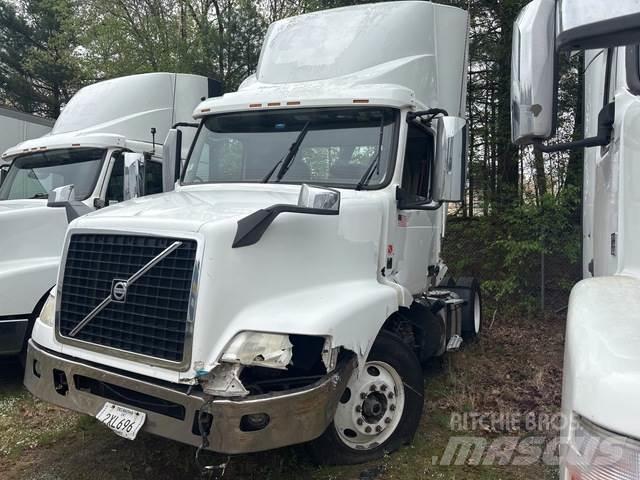 Volvo VNM Sadulveokid