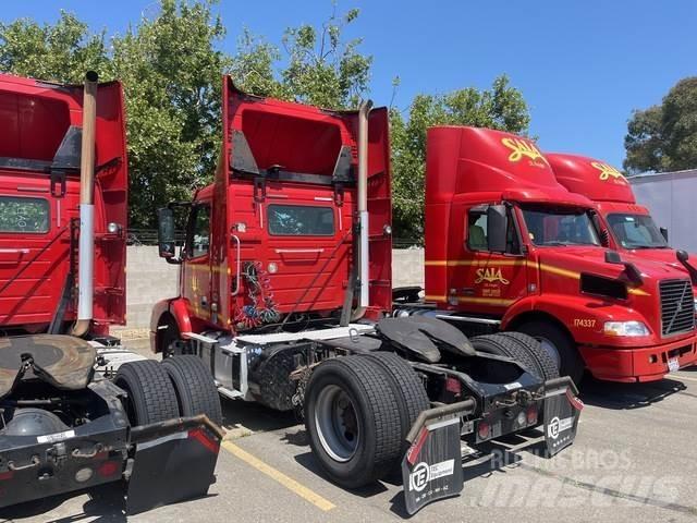 Volvo VNM Sadulveokid