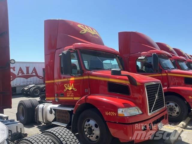 Volvo VNM Sadulveokid