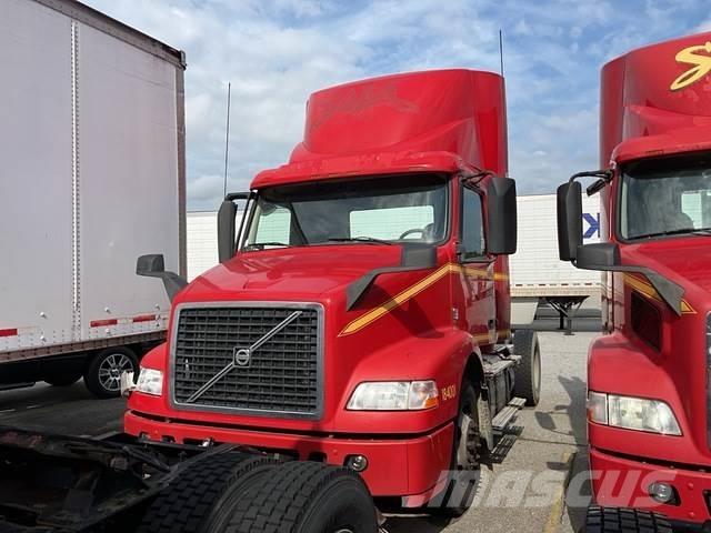 Volvo VNM Sadulveokid